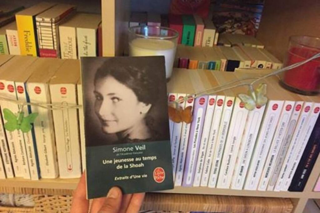 Résumé une jeunesse au temps de la shoah de Simone Veil