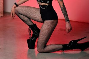 Confiance en high heels et en pole dance avec les chaussures Heels Hub