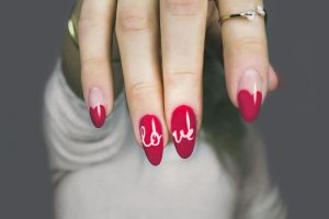 Nail art facile: 15 idées de manucures à réaliser soi-même